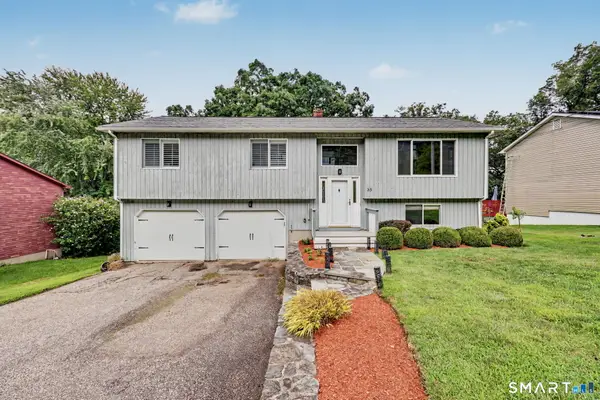35 Bruce Drive, Shelton, CT 06484