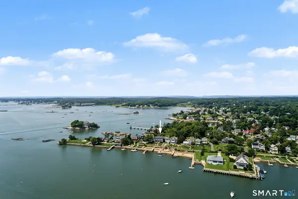 39 Flying Point Road, Branford, CT 06405