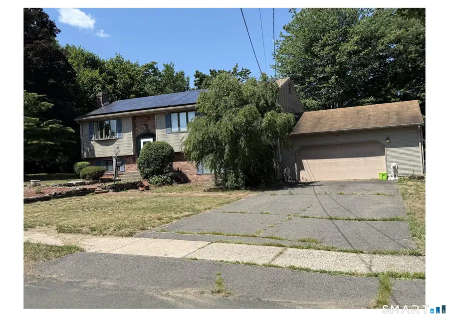 16 Stevens Street, Windsor Locks, CT 06096 - #2