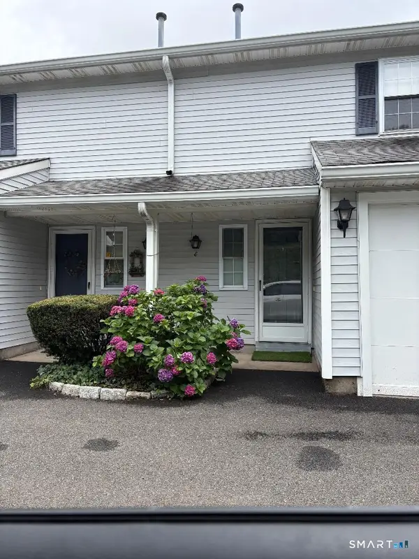 3227 East Main Street #E, Waterbury, CT 06705
