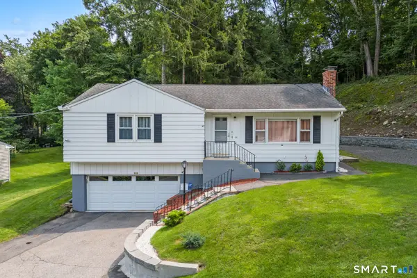 111 Juniper Ridge Drive, Waterbury, CT 06708