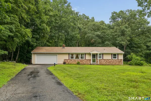 28 Andrew Drive, Shelton, CT 06484
