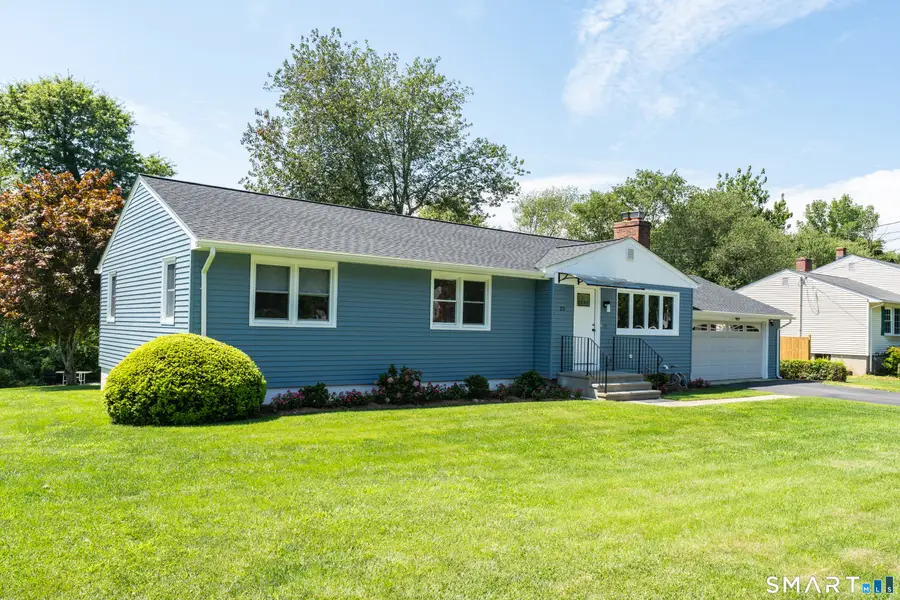 22 Victoria Drive, Branford, CT 06405 - #3
