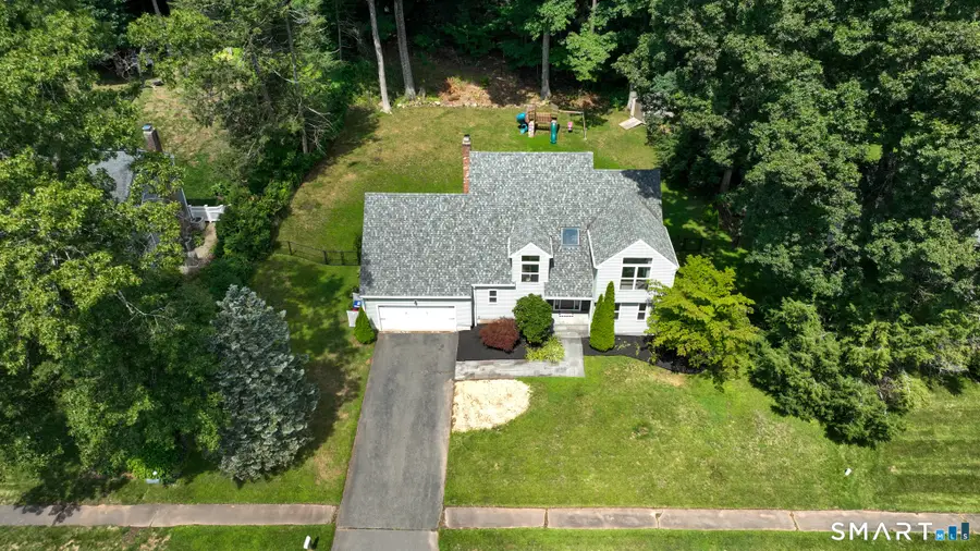22 Canterbury Lane, Unionville, CT 06085 - #3