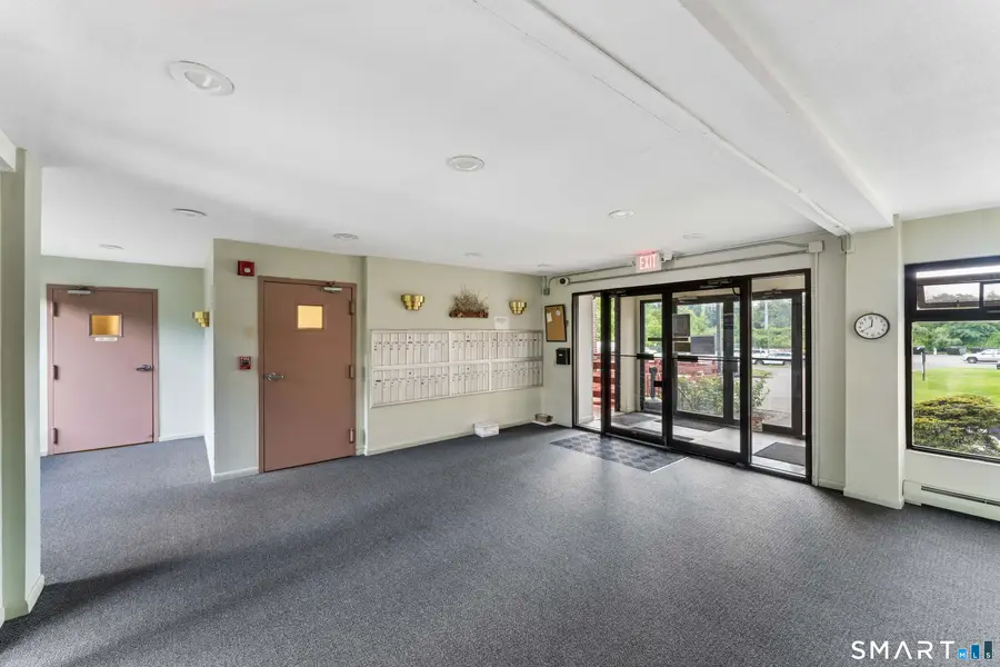 40 California Street #A17, Stratford, CT 06615 - #2