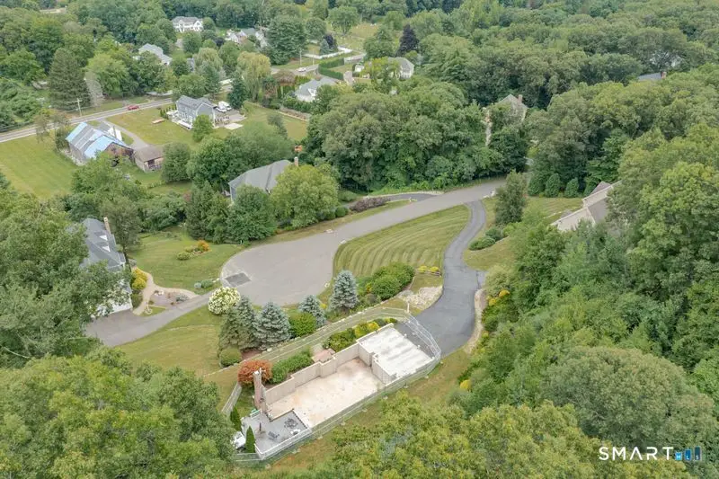 32 King Richards Court, Avon, CT 06001 - #1