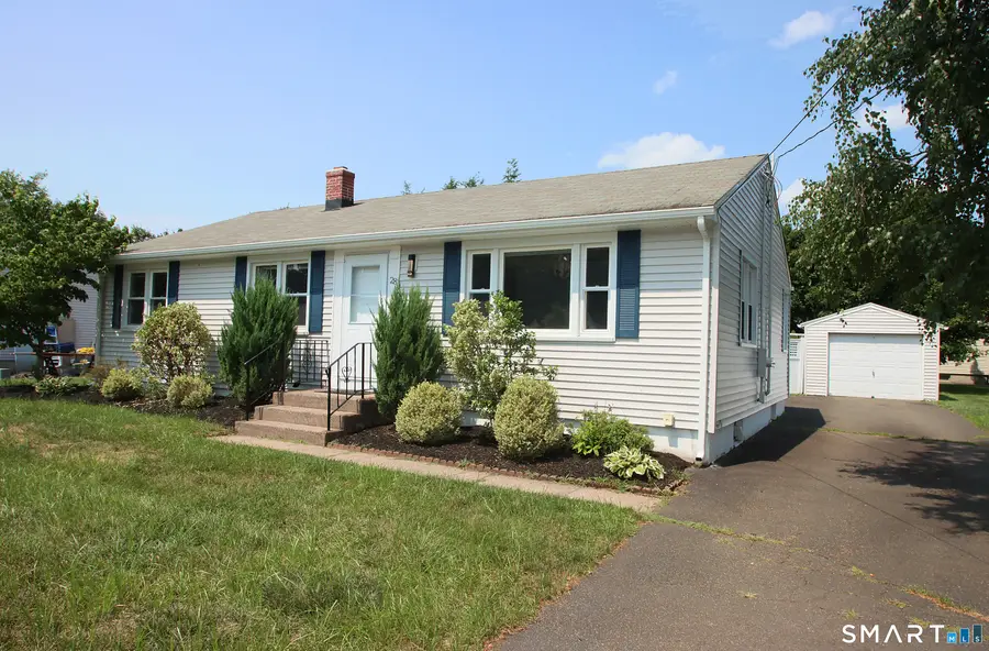 28 East Clover Circle, Hamden, CT 06514 - #2