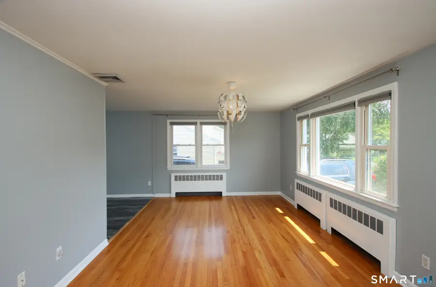 28 East Clover Circle, Hamden, CT 06514 - #3