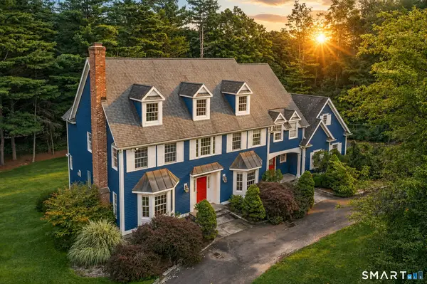 9 Glenmor Drive, Newtown, CT 06470
