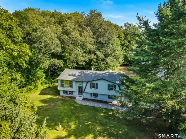 1018 Grassy Hill Road, Montville, CT 06370