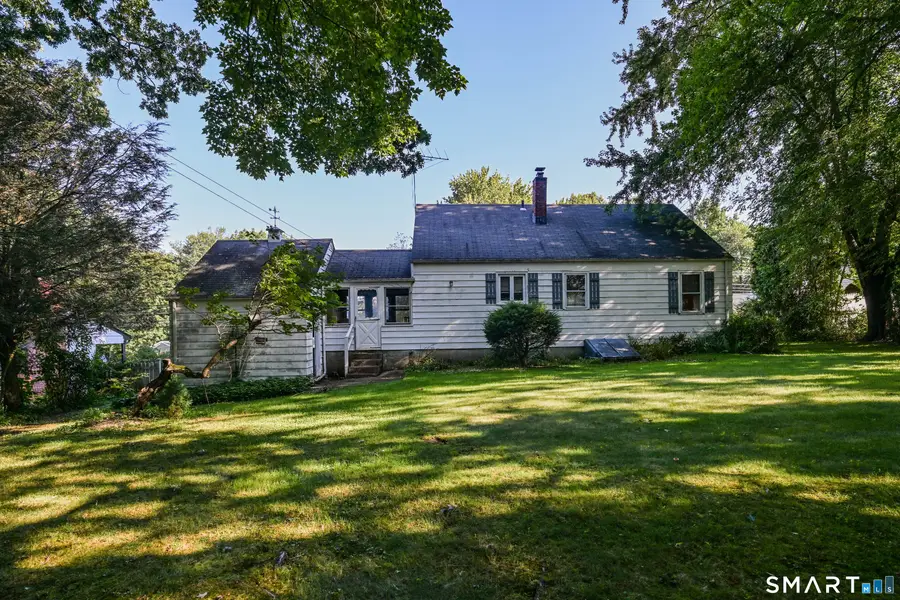 95 Lake Avenue, Trumbull, CT 06611 - #3