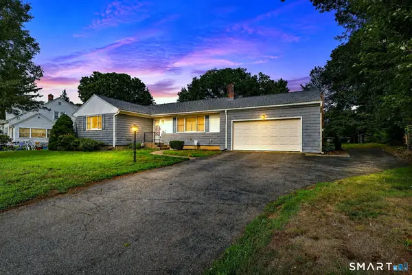 215 North Street, Milford, CT 06461