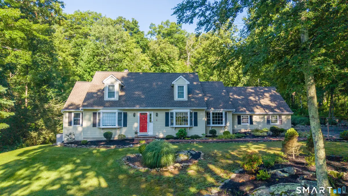 2 Banquo Brae Road, Brookfield, CT 06804 - #1