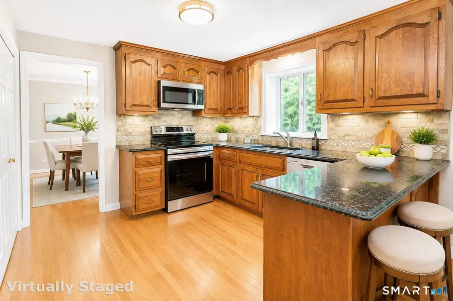 35 Briar Hill Road, Avon, CT 06001 - #3