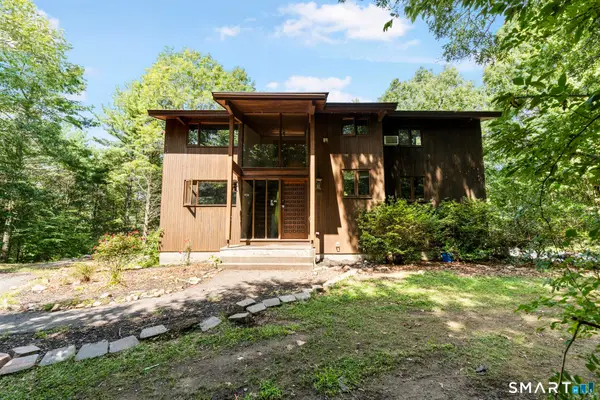 59 Hi Top Hill Road, Voluntown, CT 06384