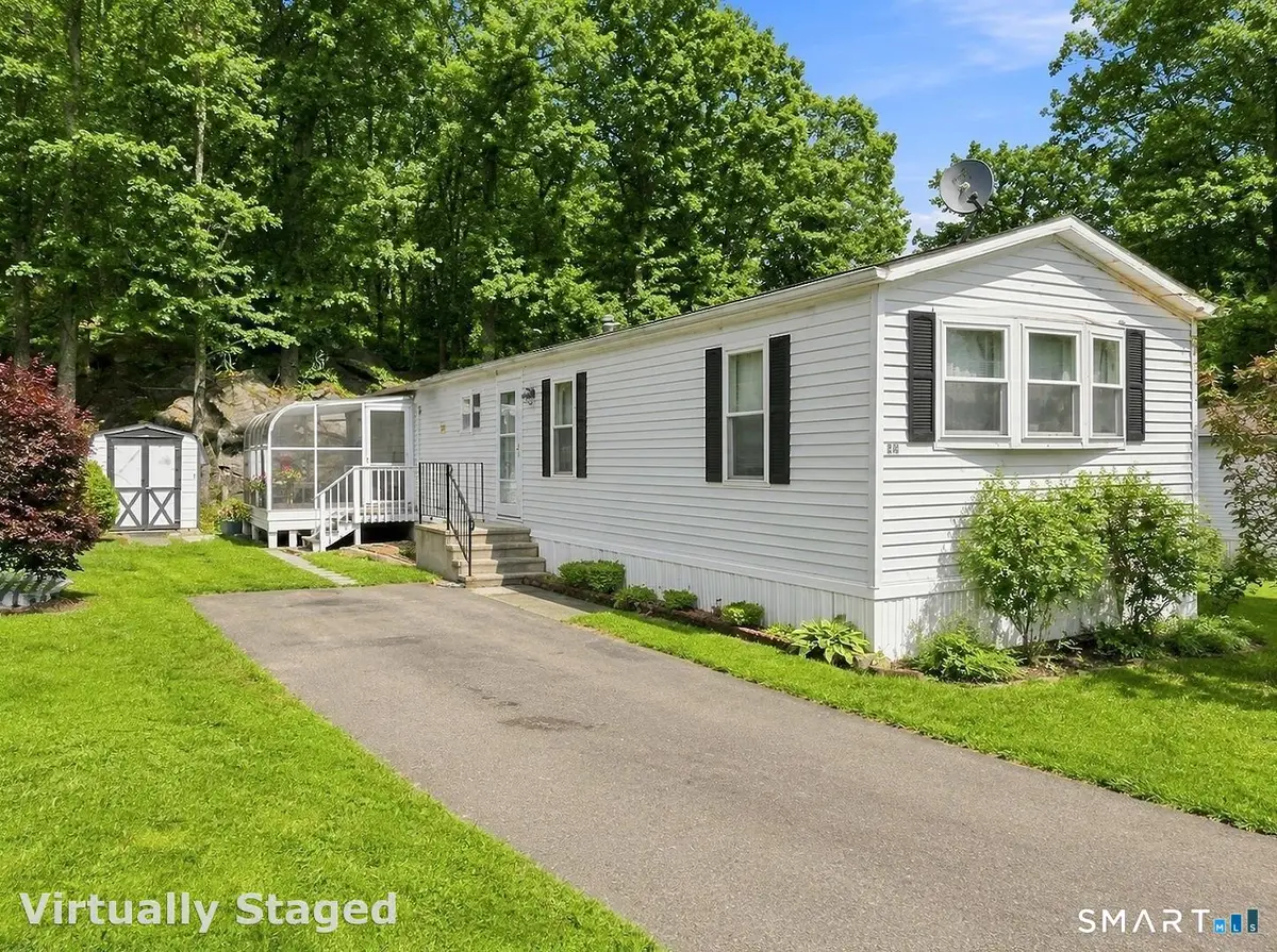 28 Woodland Park, Shelton, CT 06484 - #1