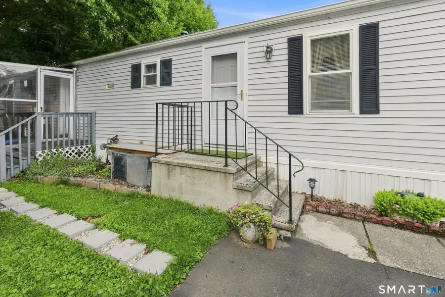 28 Woodland Park, Shelton, CT 06484 - #3