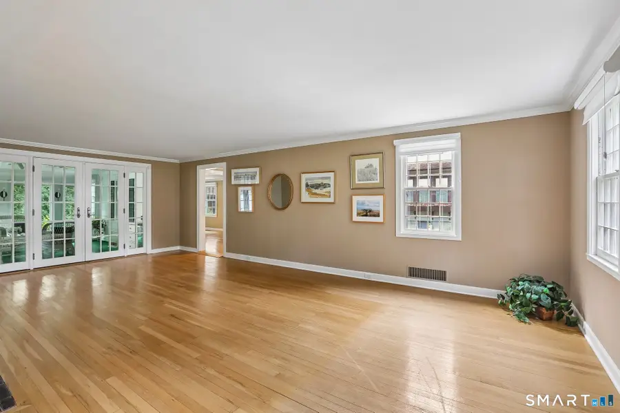 20 Ridge Road, Danbury, CT 06810 - #2