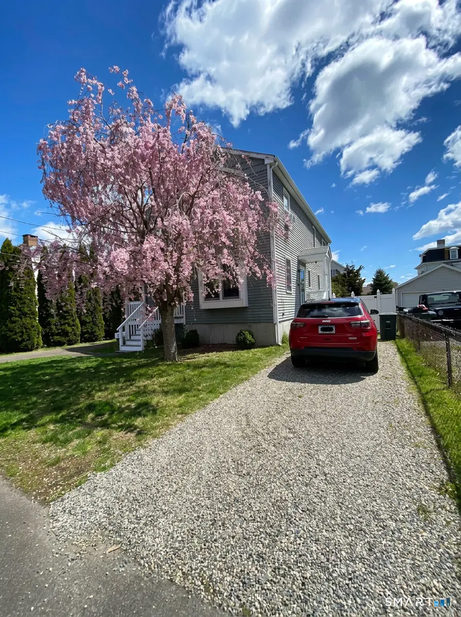 41 Calderwood Court, Bridgeport, CT 06605 - #2