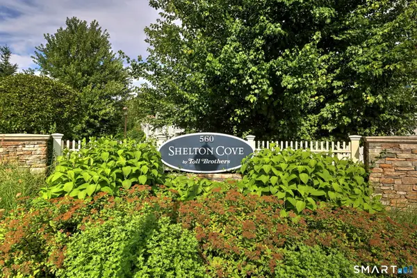 560 River Road #30, Shelton, CT 06484