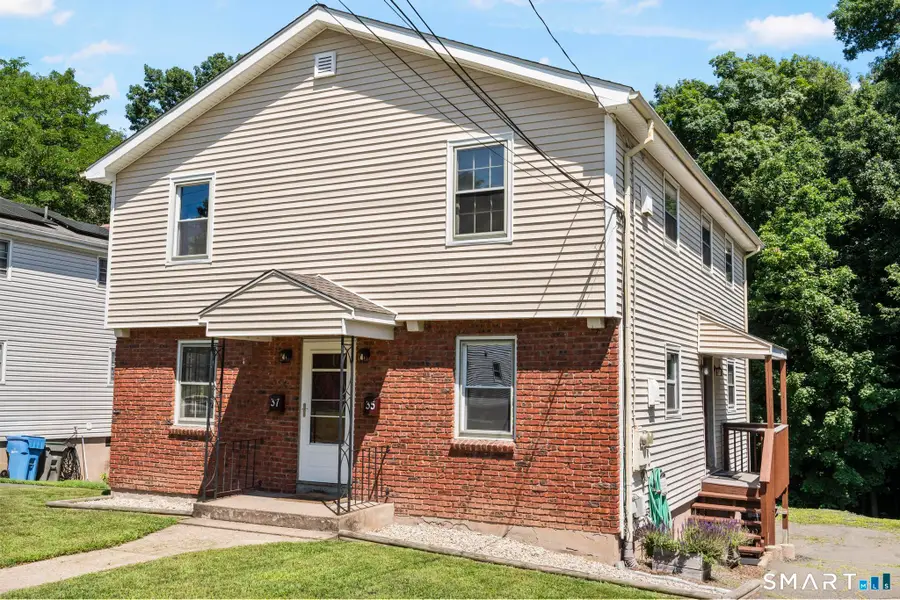 35 Glenwood Street, Manchester, CT 06040 - #2