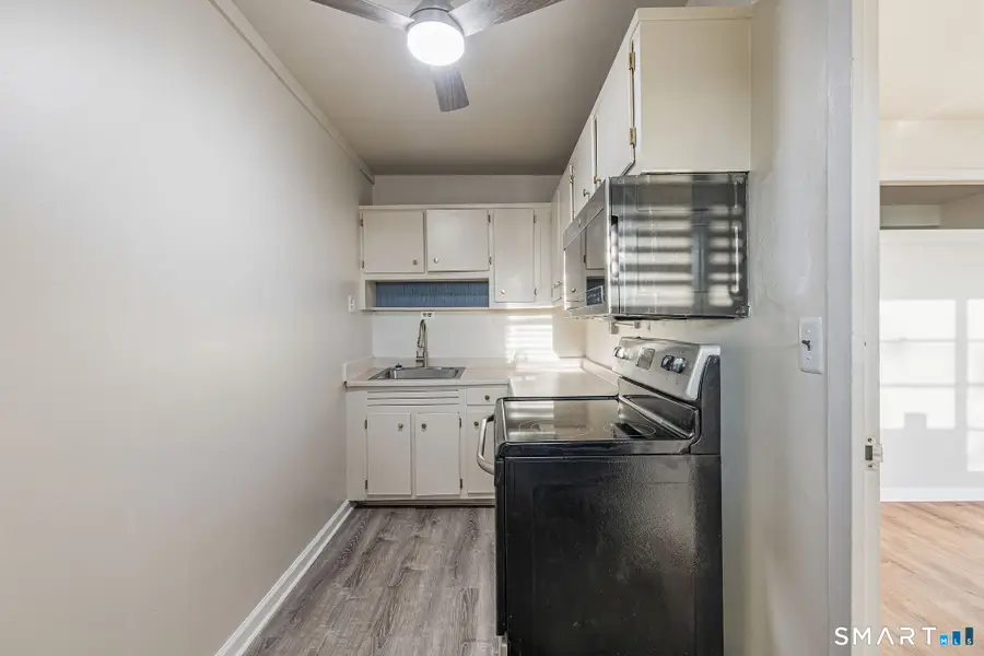 80 Cartright Street #8E, Bridgeport, CT 06604 - #3