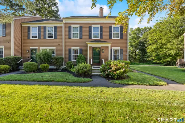 12 Foxbridge Village Road #12, Branford, CT 06405