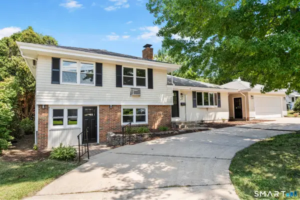 27 Sycamore Road, Norwich, CT 06360