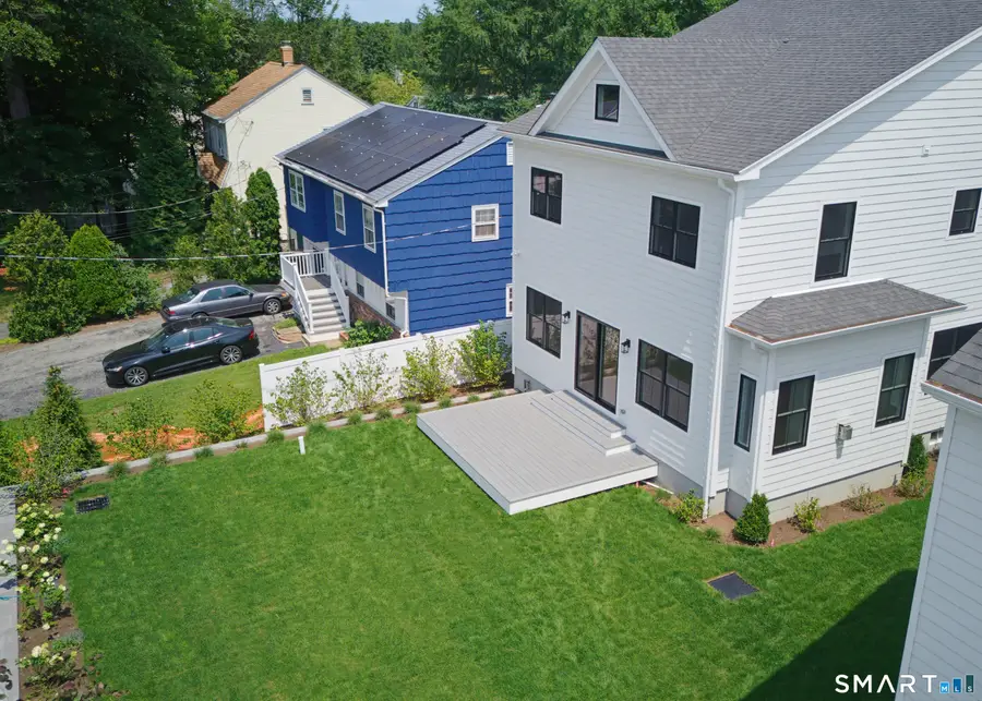 519 Newfield Avenue, Stamford, CT 06905 - #3