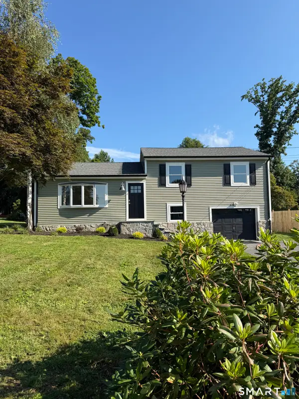 3 Mist Hill Drive, Brookfield, CT 06804