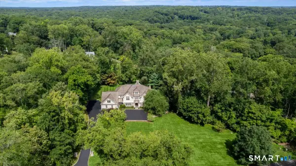 25 Adams Lane, New Canaan, CT 06840