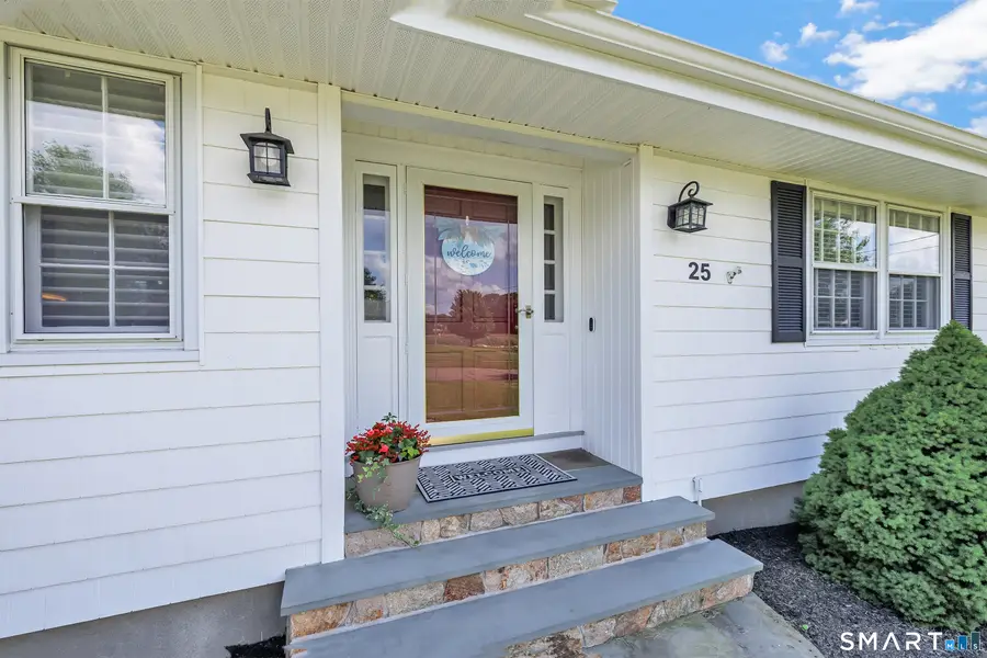 25 Pootatuck Path, Stratford, CT 06614 - #2
