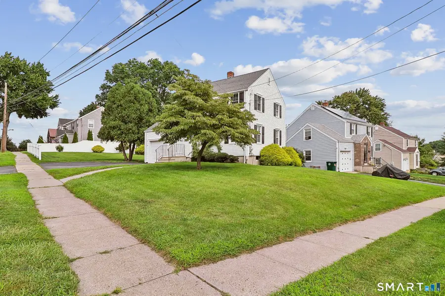 274 Mount Pleasant Avenue, Stratford, CT 06614 - #2