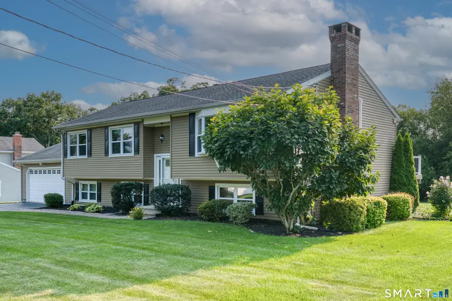 16 Brockett Farm Road, North Haven, CT 06473 - #2