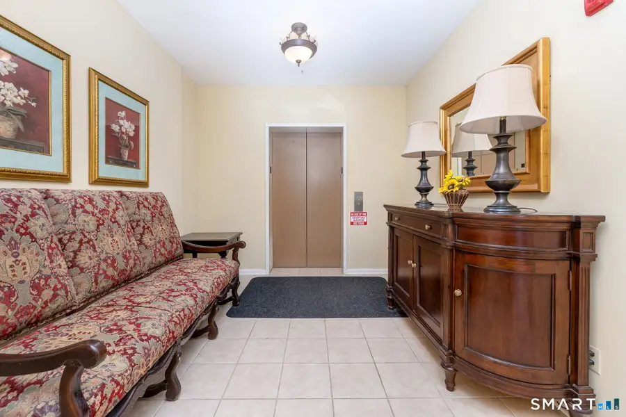 1 West Street #215, Simsbury, CT 06070 - #3