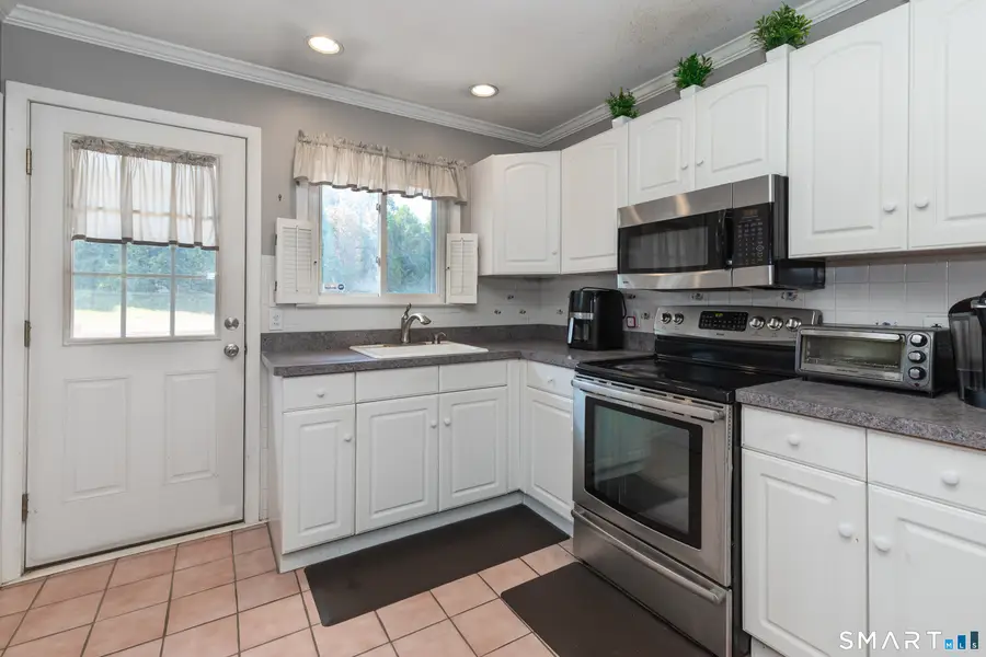 18 Harris Road, Ansonia, CT 06401 - #3
