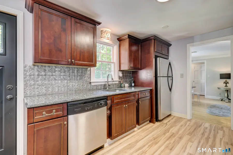 236 Ridgewood Road, West Hartford, CT 06107 - #3