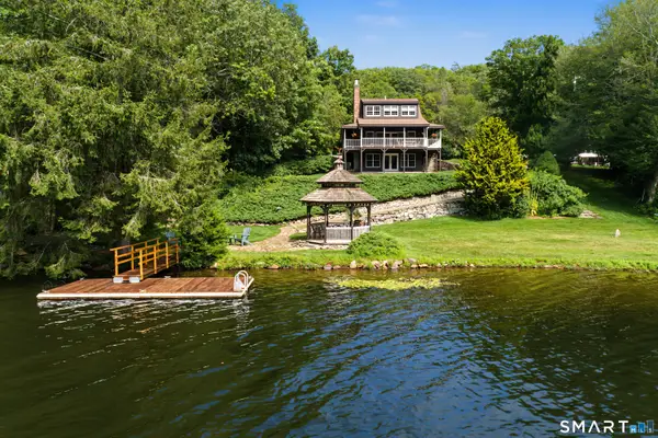136 Quonnipaug Lane, Guilford, CT 06437