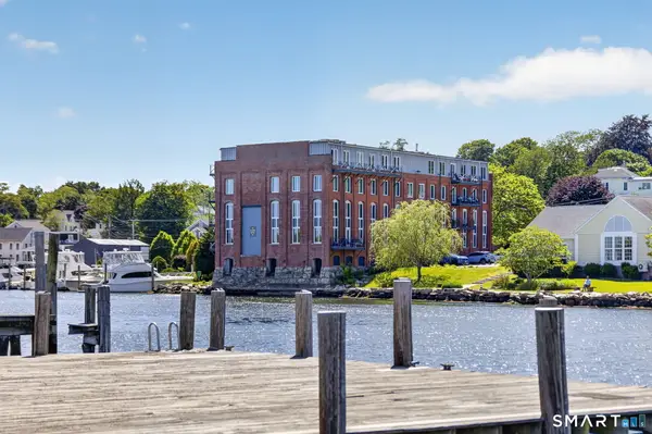 15-1/2 Water Street #4, Groton, CT 06355