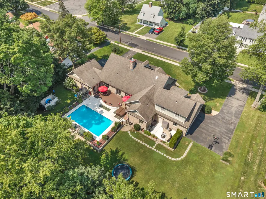 55 Kilbourne Avenue, New Britain, CT 06053 - #2