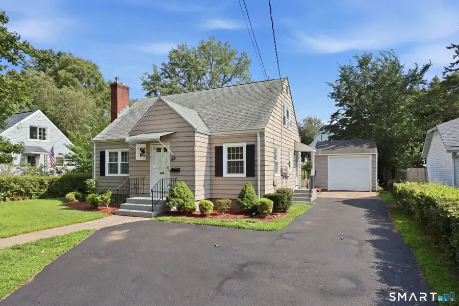 88 Delmont Street, Manchester, CT 06042 - #3