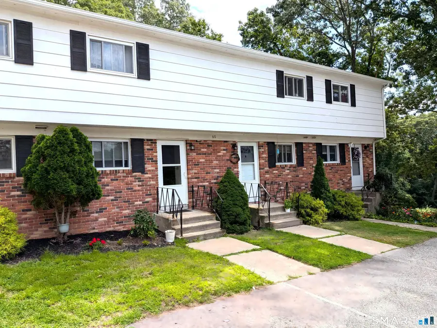 60 Skyline Drive #D, Uncasville, CT 06382 - #2