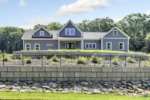 33 Old Country Road, Oxford, CT 06478