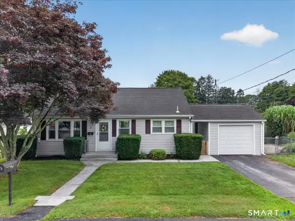 37 Vivian Street, Waterford, CT 06385