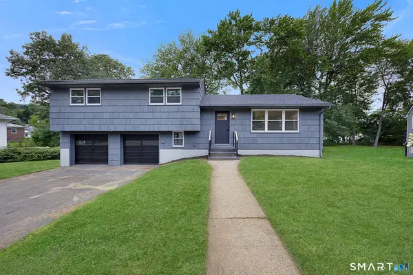 37 Skyview Lane, Waterbury, CT 06708