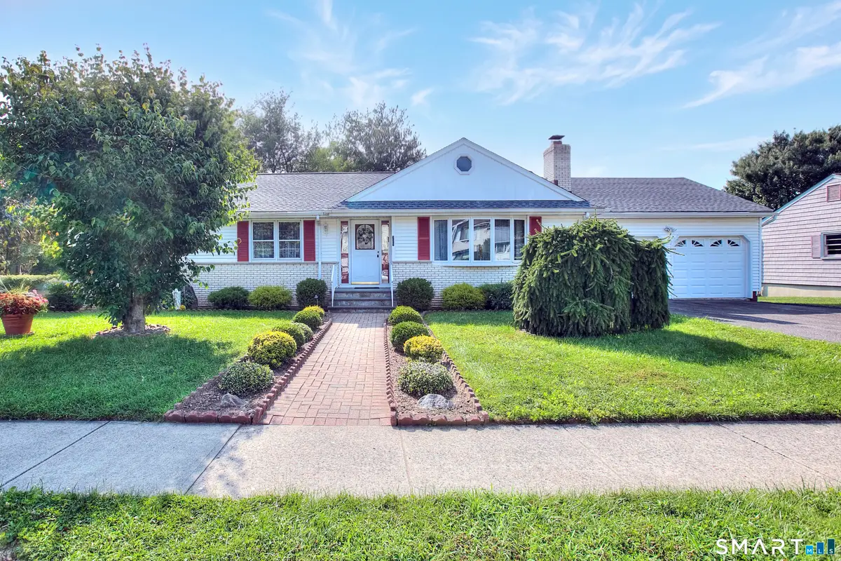 325 Emerald Place, Stratford, CT 06614 - #1