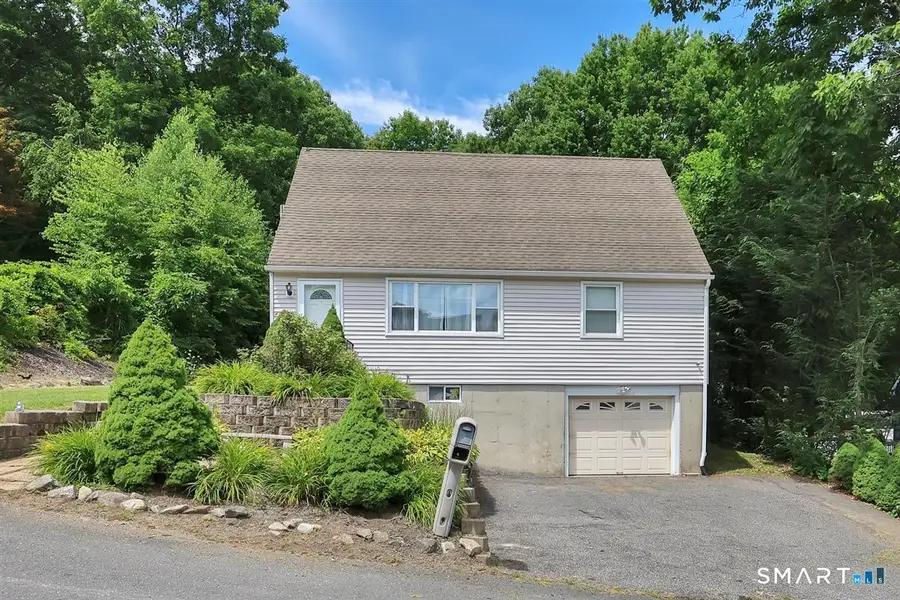 94 Gilman Street, Waterbury, CT 06704 - #3