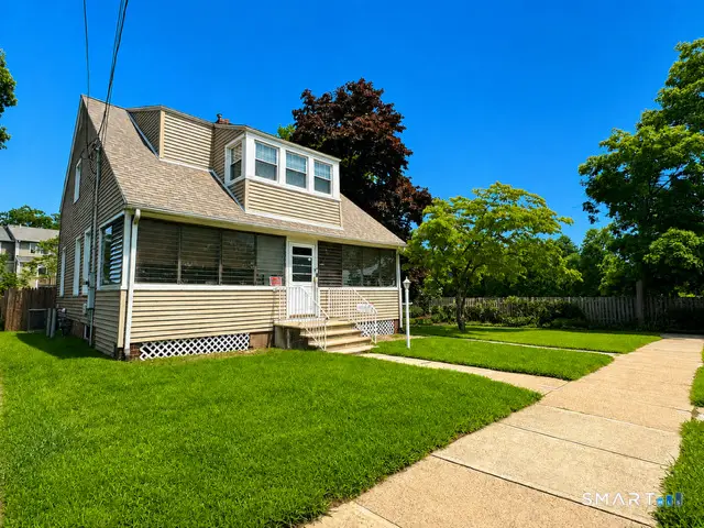 4 Orchard Street, West Haven, CT 06516 - #3