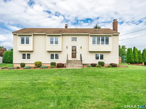 49 School House Road, Wallingford, CT 06492