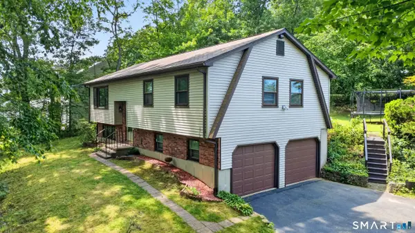 102 Colony Road, Seymour, CT 06483